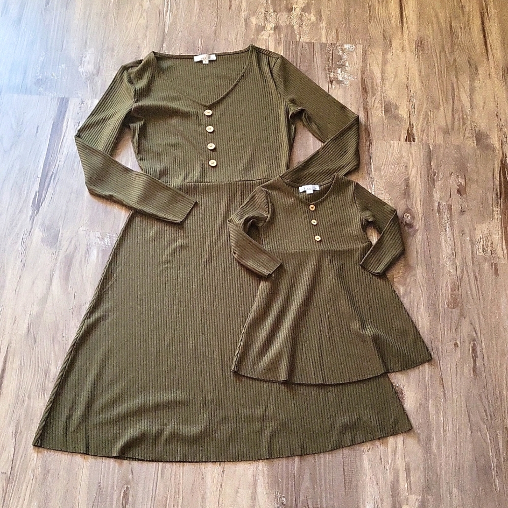 Olive Green Ribbed Long Sleeve Mommy & Me Matching Dresses 12-18mo and Small